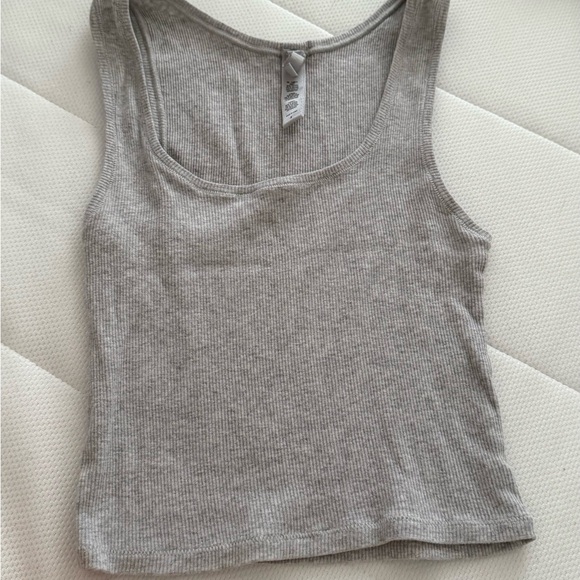 SKIMS Tops - SKIMS Light Gray Ribbed Tank Top
